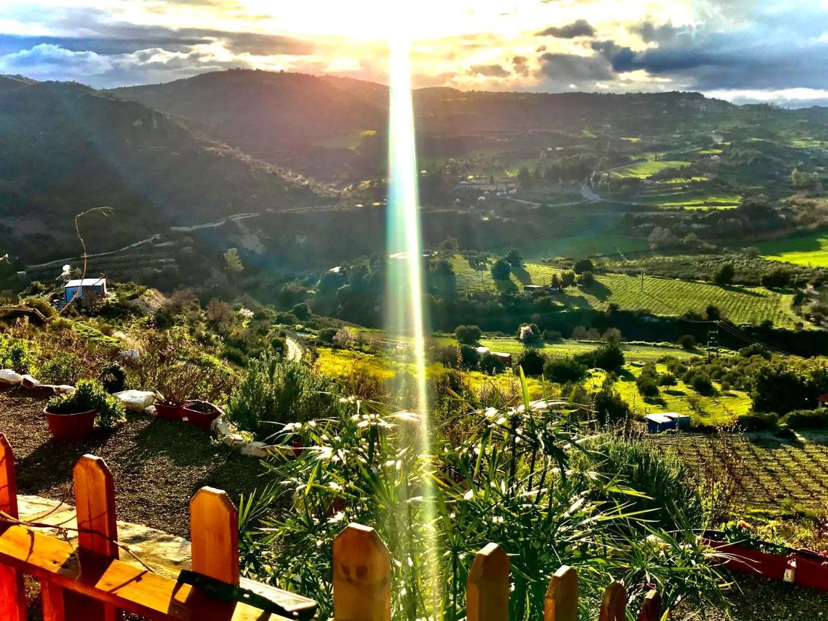 Exclusive Nirvana yurts Glamping Kato Drys Exterior foto