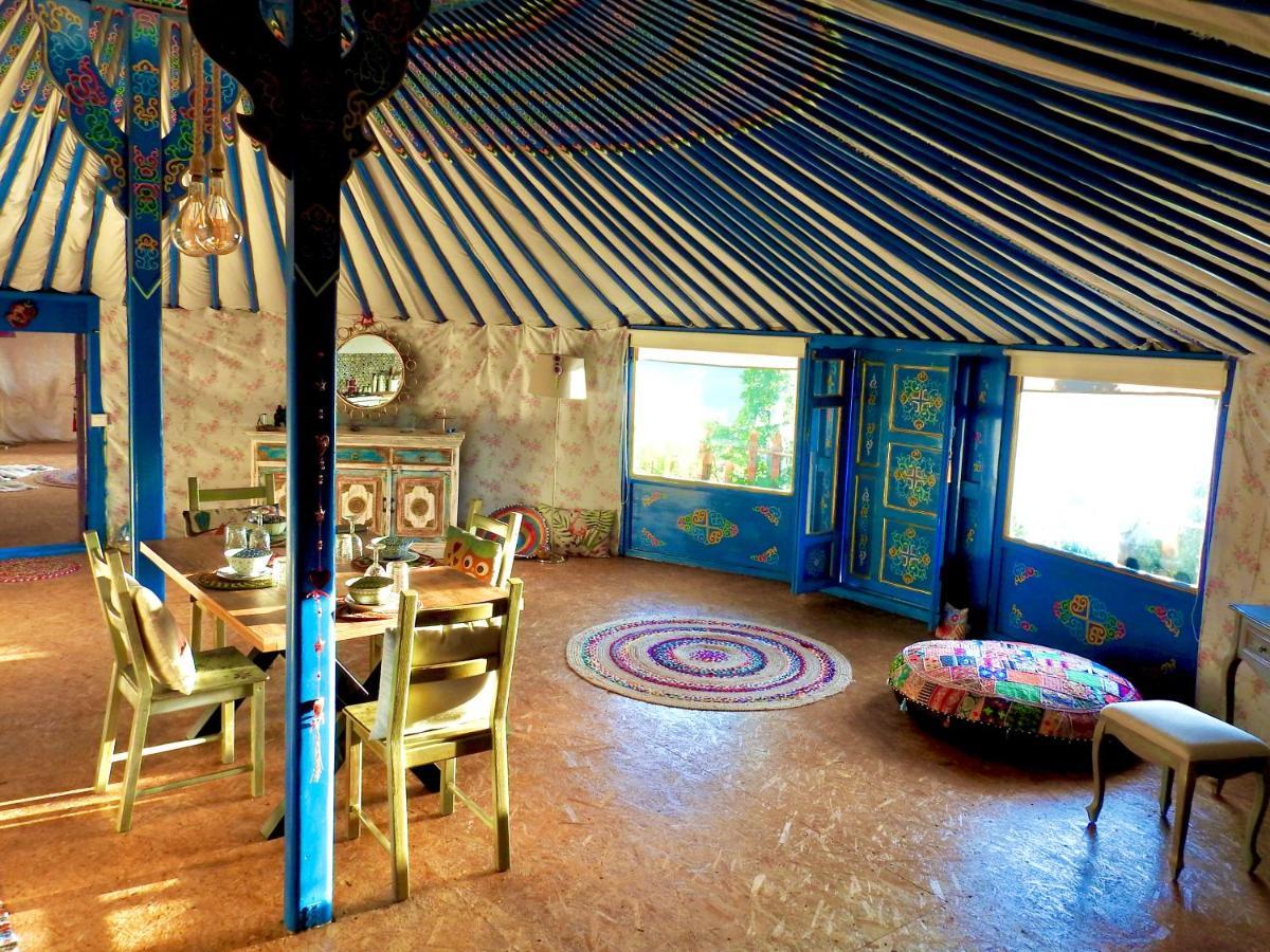 Hotel Exclusive Nirvana yurts Glamping Kato Drys Exterior foto